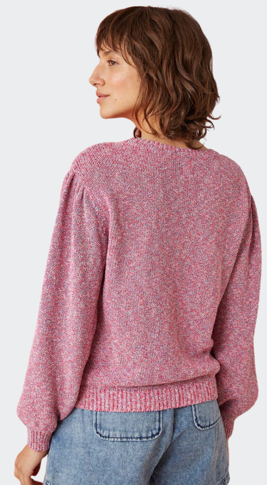 SS23 roze sweater van Des Petits Hauts bij FIKA in Naarden-Vesting